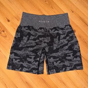 NVGTN large shorts!!